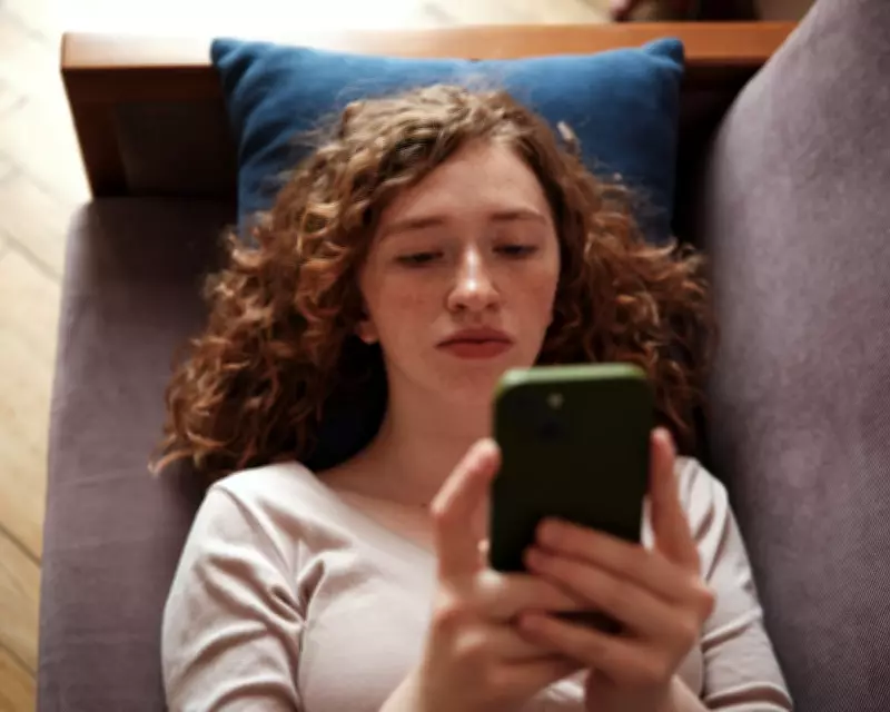 Young Women Challenge Narrative of Social Media Ruining Their Brains