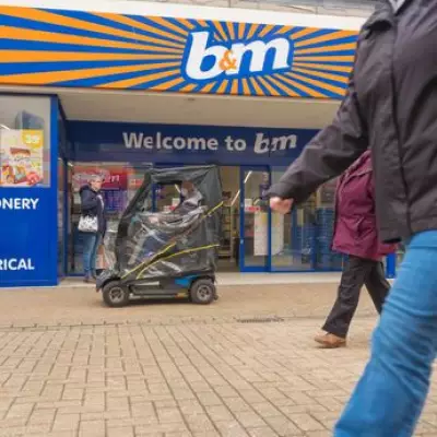 B&M's 50p Vase Rivals £69 John Lewis Version for Home Luxury