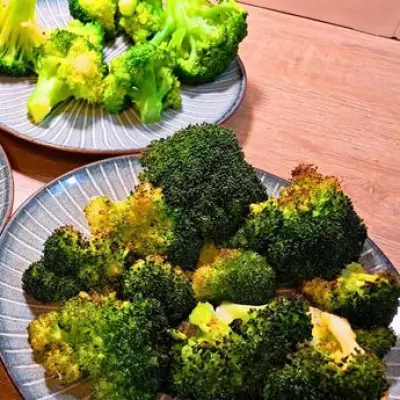 Broccoli Taste Test: Oven Roasting Triumphs Over Boiling and Frying