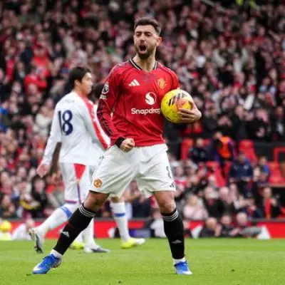 Bruno Fernandes Reveals VAR Dialogue in Man Utd's Crucial Palace Win