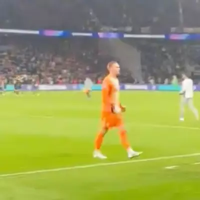 Chelsea's Jorgensen Stopped from Entering Dressing Room After James Incident