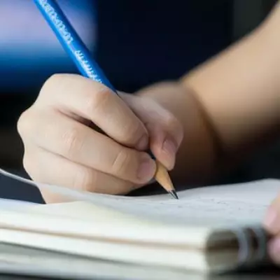 Dad's Dinner Plan Sparks Seven-Year-Old's Handwritten Food Review