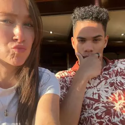 EasyJet Cancellation Sparks Love Story: Woman Moves In After First Date