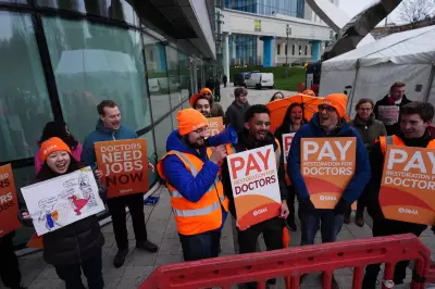 Government and Junior Doctors in Tense Negotiations to Avert April Strike