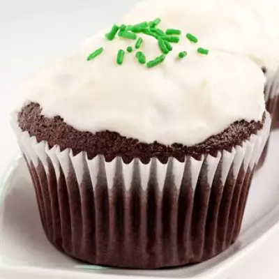 Indulgent Guinness Chocolate Cake Recipe: Rich, Moist, and Ready in 60 Minutes