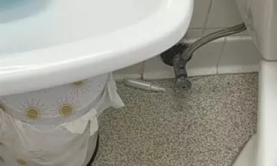 Invisalign Hidden in Bathroom Photo Puts Observation Skills to Ultimate Test