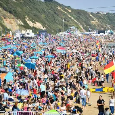 Iran War Sparks 235% Surge in UK Staycation Bookings as Travel Chaos Looms