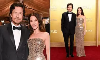 Jason Bateman and Amanda Anka Shine at Actor Awards Amid Career Resurgence