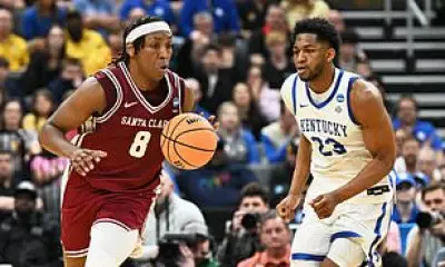 Kentucky's Otega Oweh Forces Overtime with Last-Second Logo Shot in March Madness