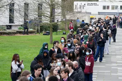 Meningitis B Outbreak Spreads in Kent as Trump Targets Starmer in New Attack