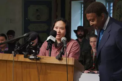 Minneapolis Woman Details ICE Encounter as Lawyers Prepare Class Action