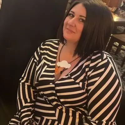 Mum Sheds 7 Stone in a Year Without Strict Diet, Fits Wedding Dress Again