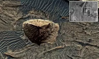 Mysterious Pyramid on Mars Sparks Ancient Civilization Theories