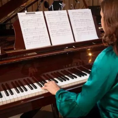 Oxford Professor Creates Music Scientifically Proven to Enhance Rum Flavour