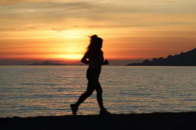 Sprinting for the Bus Could Slash Risk of Major Diseases, Study Finds