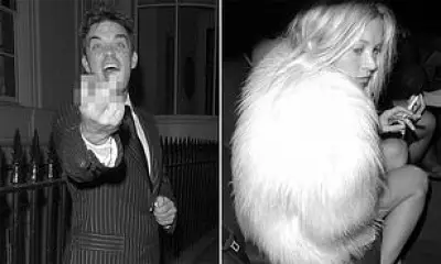 Unfiltered Era: Chapman's Exhibition Captures Pre-Social Media Celebrity Moments