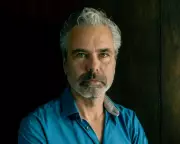 AI Chatbots Trigger Psychosis: Lives Wrecked by Delusional Relationships