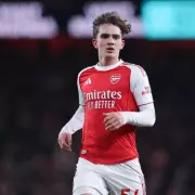 Arsenal's Forgotten Star Delays Transfer as Youngster's Father Slams Coach