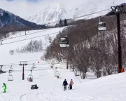 Australian Woman Chloe Jeffries Dies in Snowmobile Accident in Japan