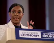 Badenoch Clarifies Tory Stance on Muslim Prayer Event Amid Segregation Row