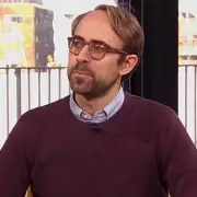 BBC Expert Urges Britons in Middle East to Register with FCDO Amid Conflict