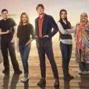 Beyond Paradise's Humphrey Faces 'Awful' Team Cut Decision in Series Four