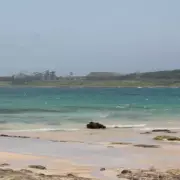 British Couple Drown at Australian Beach Despite Rescue Efforts by Beachgoers