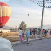 British Tourists Injured in Mexico Hot Air Balloon Crash After Hitting Power Lines