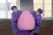 Cadbury Unveils 55kg 'World's Largest' Mini Egg for Easter Display