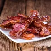 Café Owner's 'Sponge Method' Ensures Perfectly Crispy Bacon Every Time