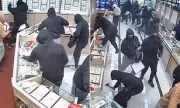 California Jewellery Heist: £1.28m Stolen in 70-Second Mob Raid