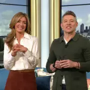 Cat Deeley Returns to This Morning After Holiday, Breaks iPad Backstage