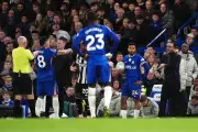 Chelsea Boss Rosenior Slams Referee Tierney for Disrupting Pre-Match Huddle