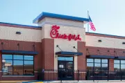 Chick-fil-A Offers Free Ice Cream for Phone-Free Dining Challenge