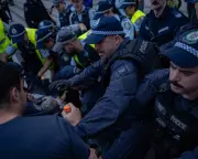 Chris Minns' Own Security Expert Warned of Radicalisation Risk from Police Powers