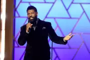 Comedian Deon Cole Defends Tourette's Joke Amid Bafta Backlash