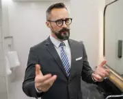 Conversational Narcissism: The Art of Making Every Chat About You