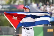 Cuba Defiantly Vows to Compete in World Baseball Classic Despite US Visa Denials