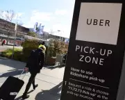 Cyclone Narelle Hits Cape York, Albanese Heckled at Eid Event Amid Fuel Shortages