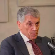 David Dein Recalls 'Brutal' Three-Minute Arsenal Exit and Phone Cut-Off