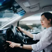 Drivers Face £1,000 Fines for Phone Use at Traffic Lights