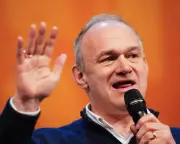 Ed Davey Calls for Fully Independent UK Nuclear Deterrent Amid Trump Concerns