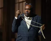 English Touring Opera's Pagliacci Review: Modern Psychodrama in Sheffield