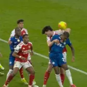 Ex-Referee Admits VAR Error: Chelsea Should Have Had Penalty vs Arsenal