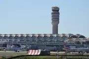 FAA Halts DC-Area Flights After Strong Odour at Control Tower