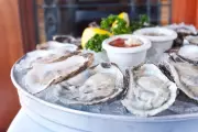 FDA Issues Urgent Warning Over Clams and Oysters Amid Norovirus Contamination Risk