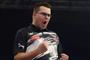 Gian van Veen Returns to Premier League Darts in Berlin After Kidney Stone Surgery