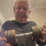 Glasgow Dad Pulls Own Tooth with Weights Amid NHS Dental Crisis