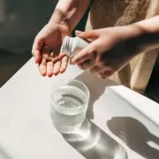 GP Advises When to Stop Vitamin D Supplements as Spring Approaches