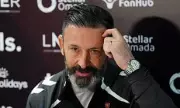 Hearts Boss McInnes Baffled by Scotland Squad Snub for Top Performers